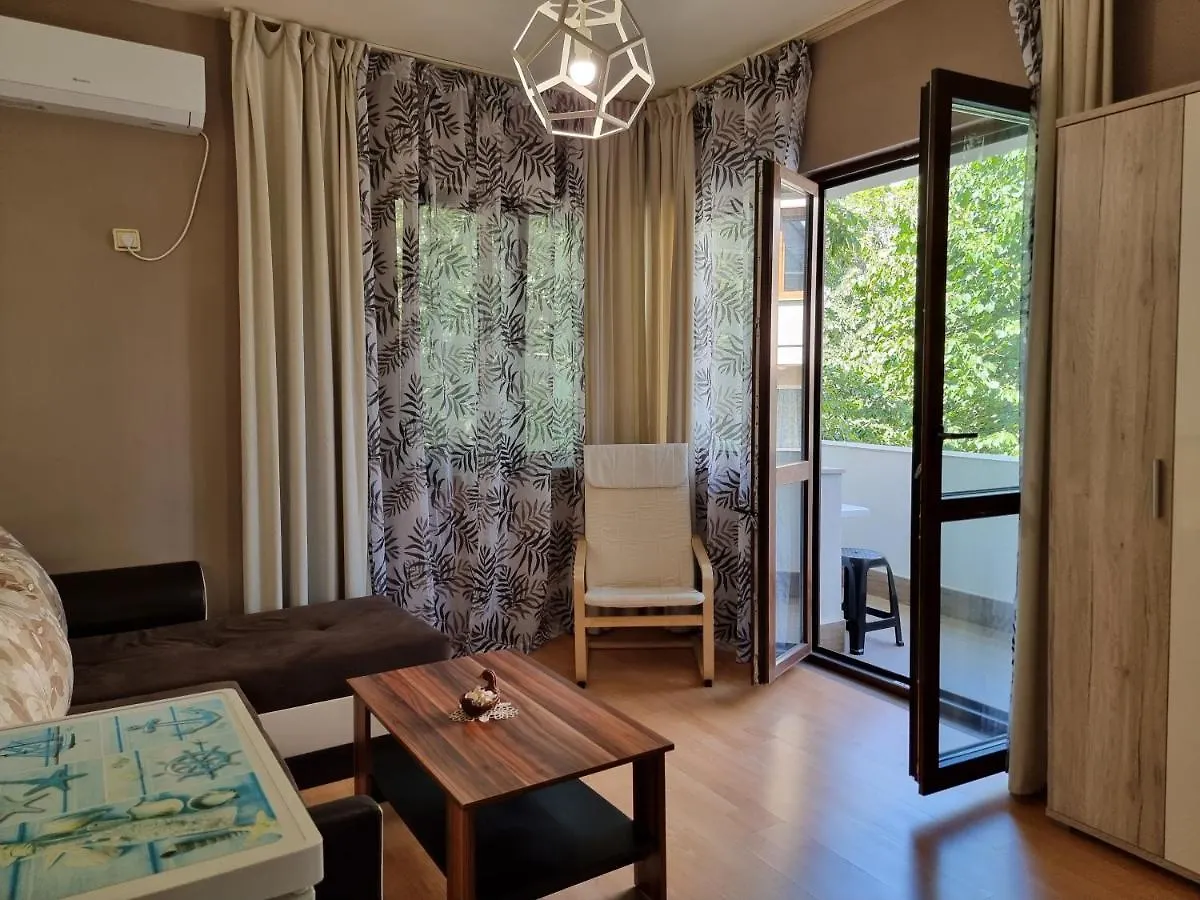 Reni'S Apartment-With Private Parking In Center Burgas City