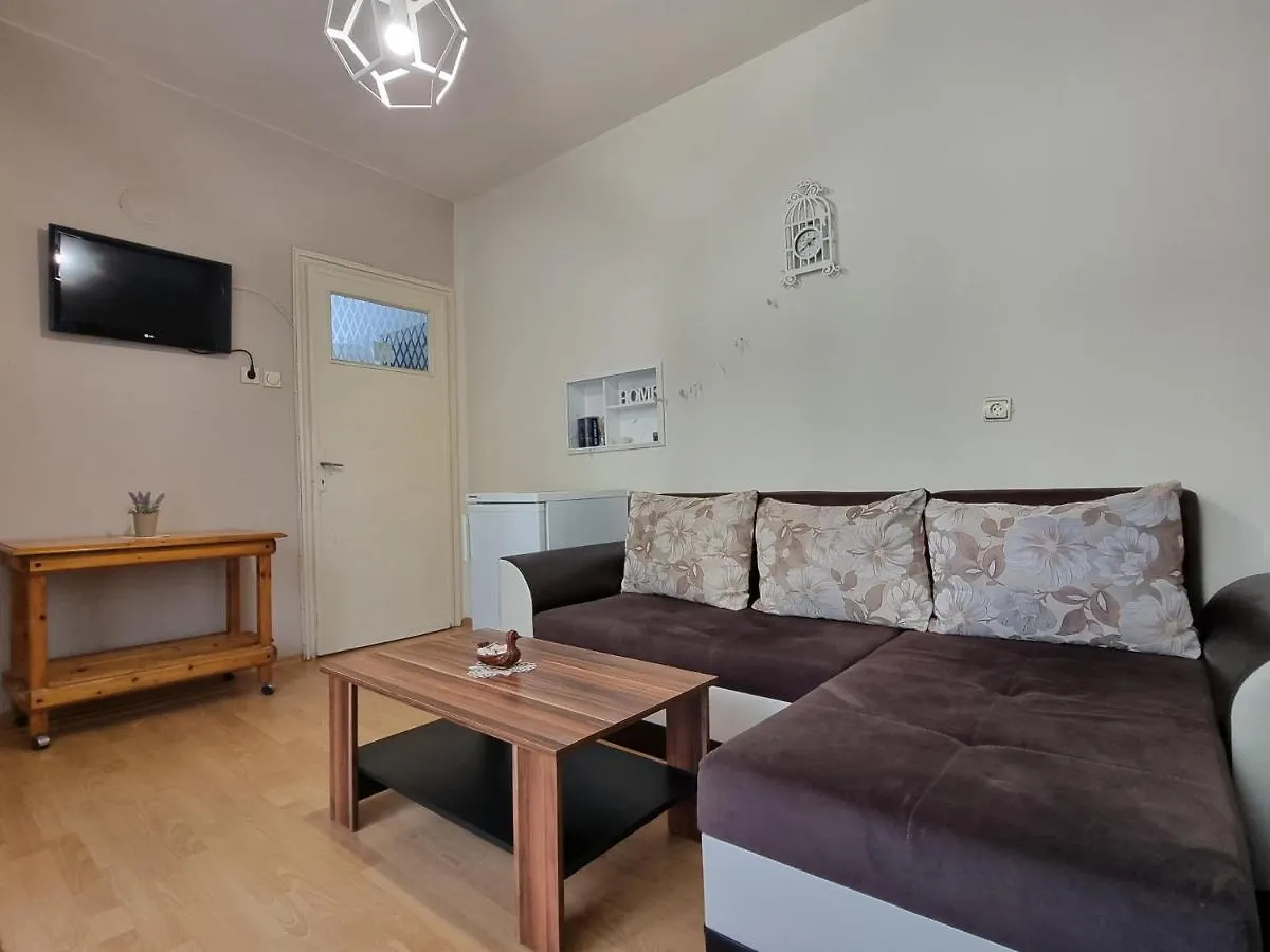 Reni'S Apartment-With Private Parking In Center Burgas City 0*,