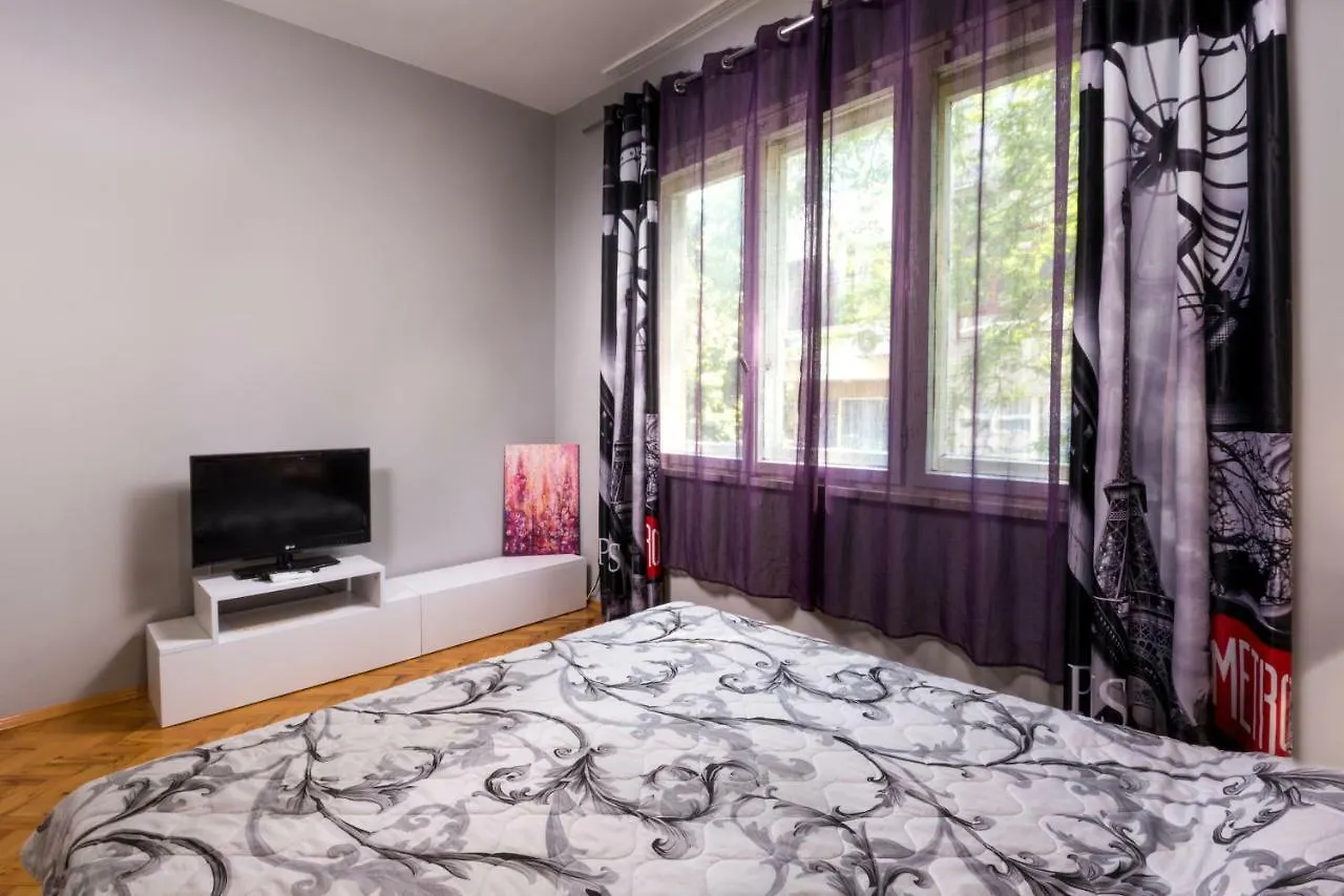 Reni'S Apartment-With Private Parking In Center Burgas City